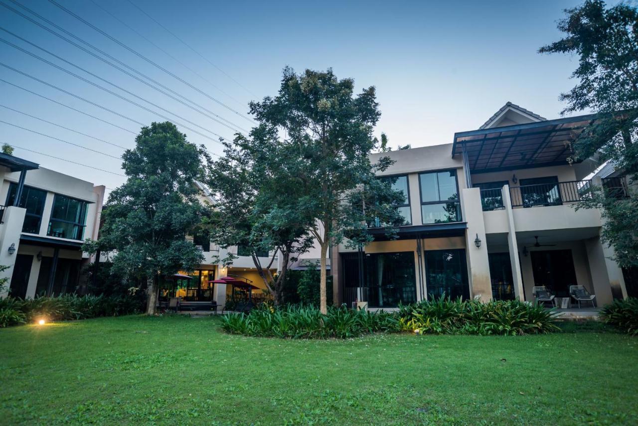 Cozy Time Villa Hotel Chiang Mai Buitenkant foto